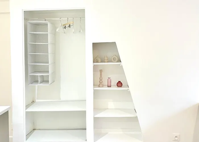 Apartment Charming Bright In Menilmontant